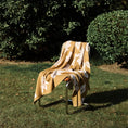 Charger l'image dans la visionneuse de la galerie, Moutarde / 130 x 160 cm Plaid Feuille